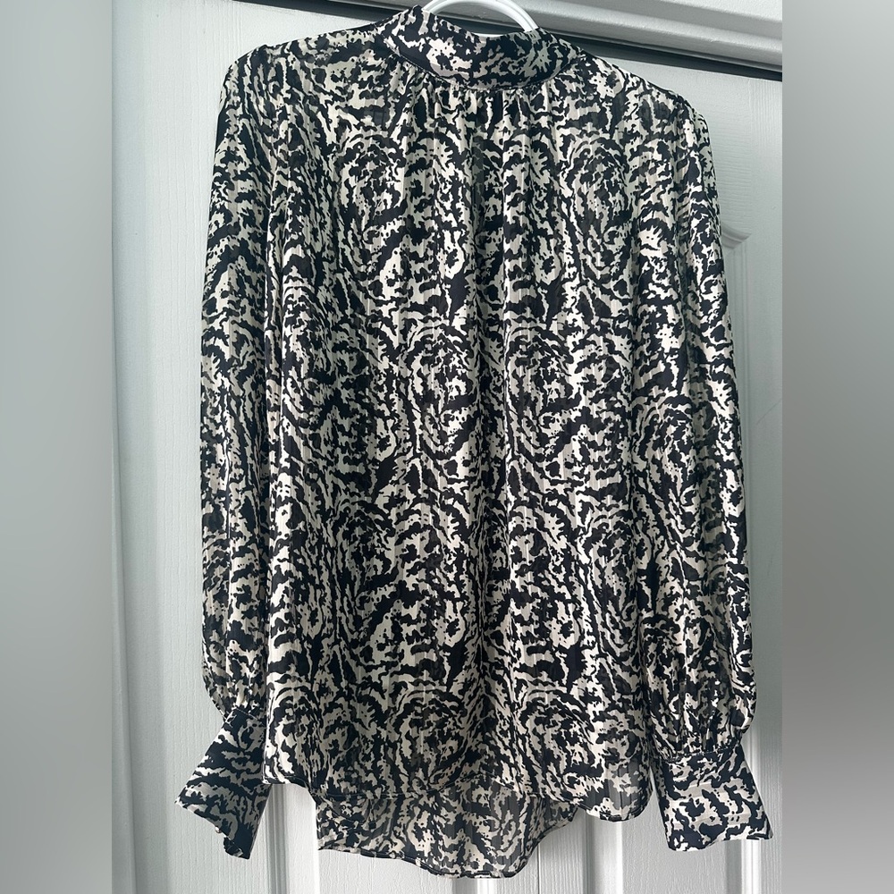 H&M Monochrome Patterned Blouse